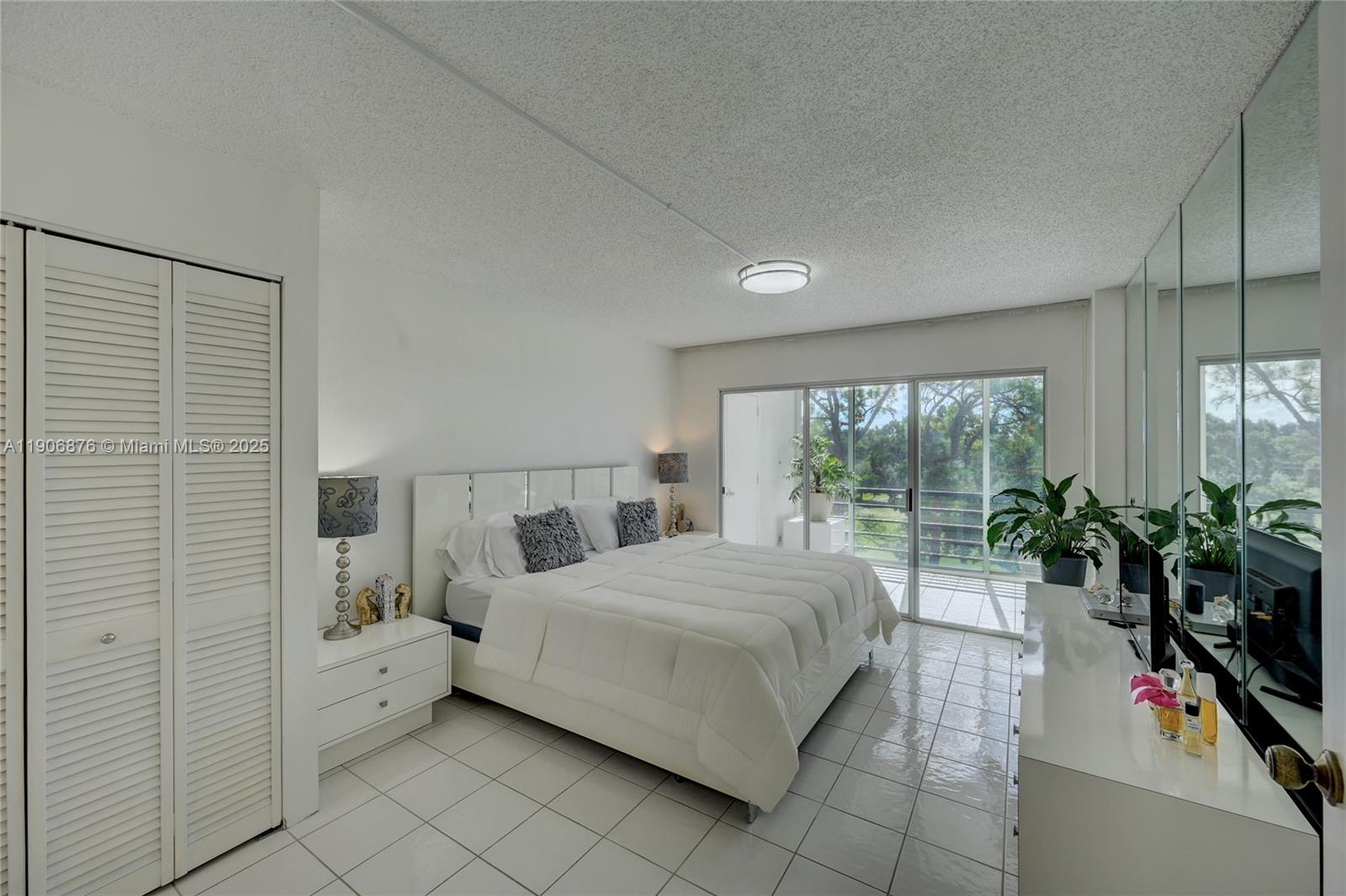 POINCIANA PLACE CONDO 1,2 - Residential