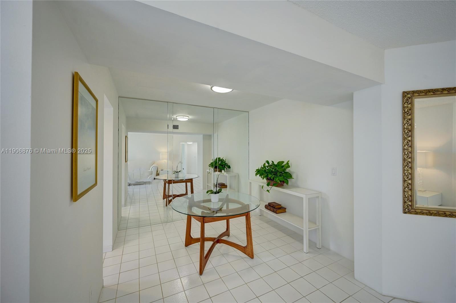 POINCIANA PLACE CONDO 1,2 - Residential