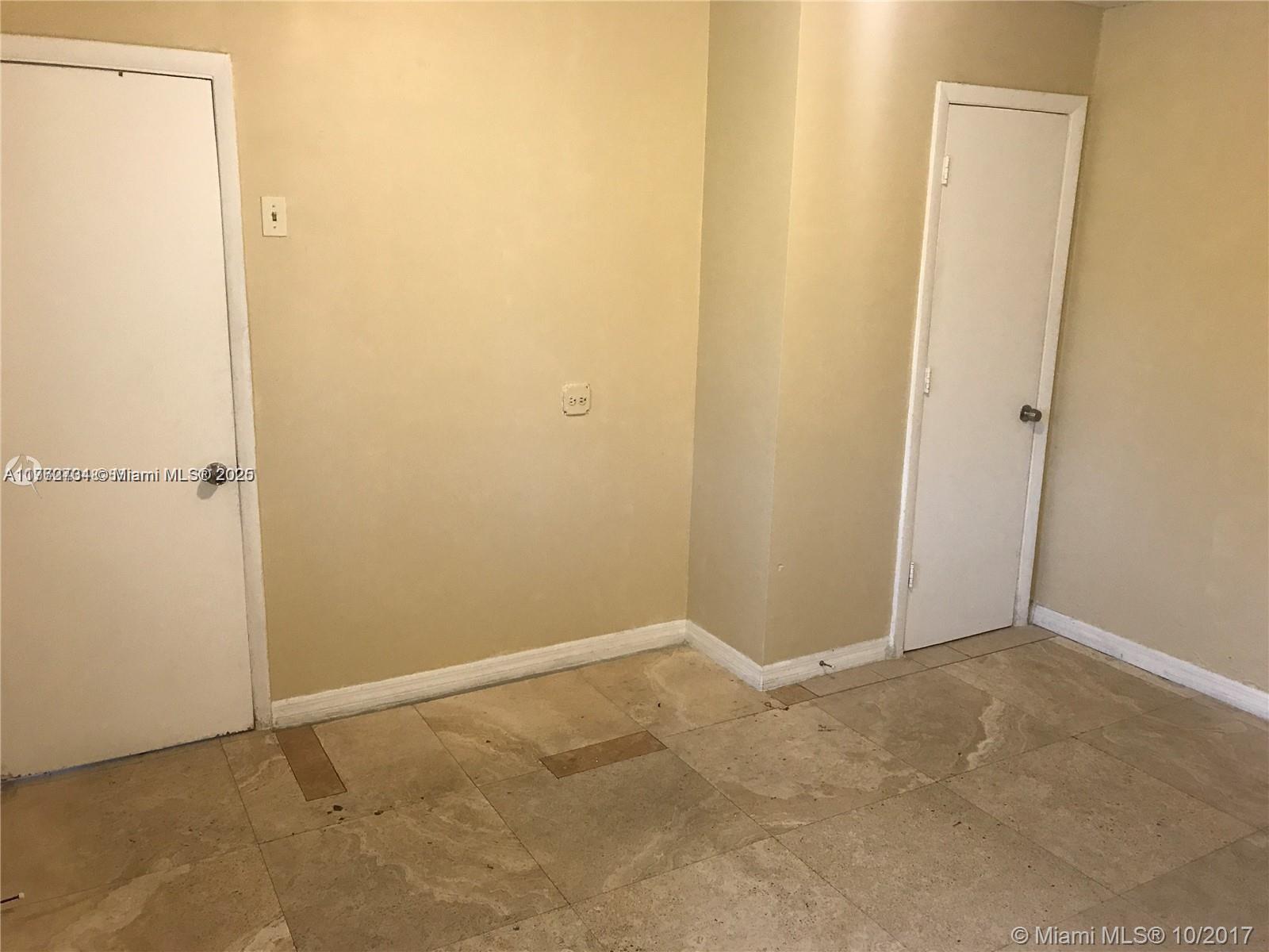 SHORES ESTATES - Residential