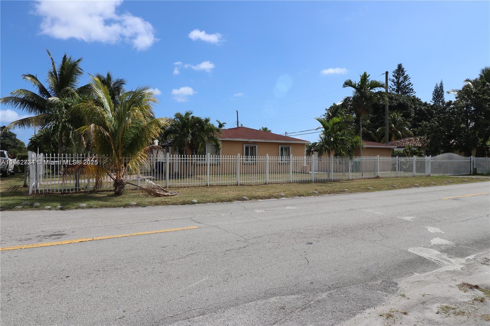 SHORES ESTATES - Residential