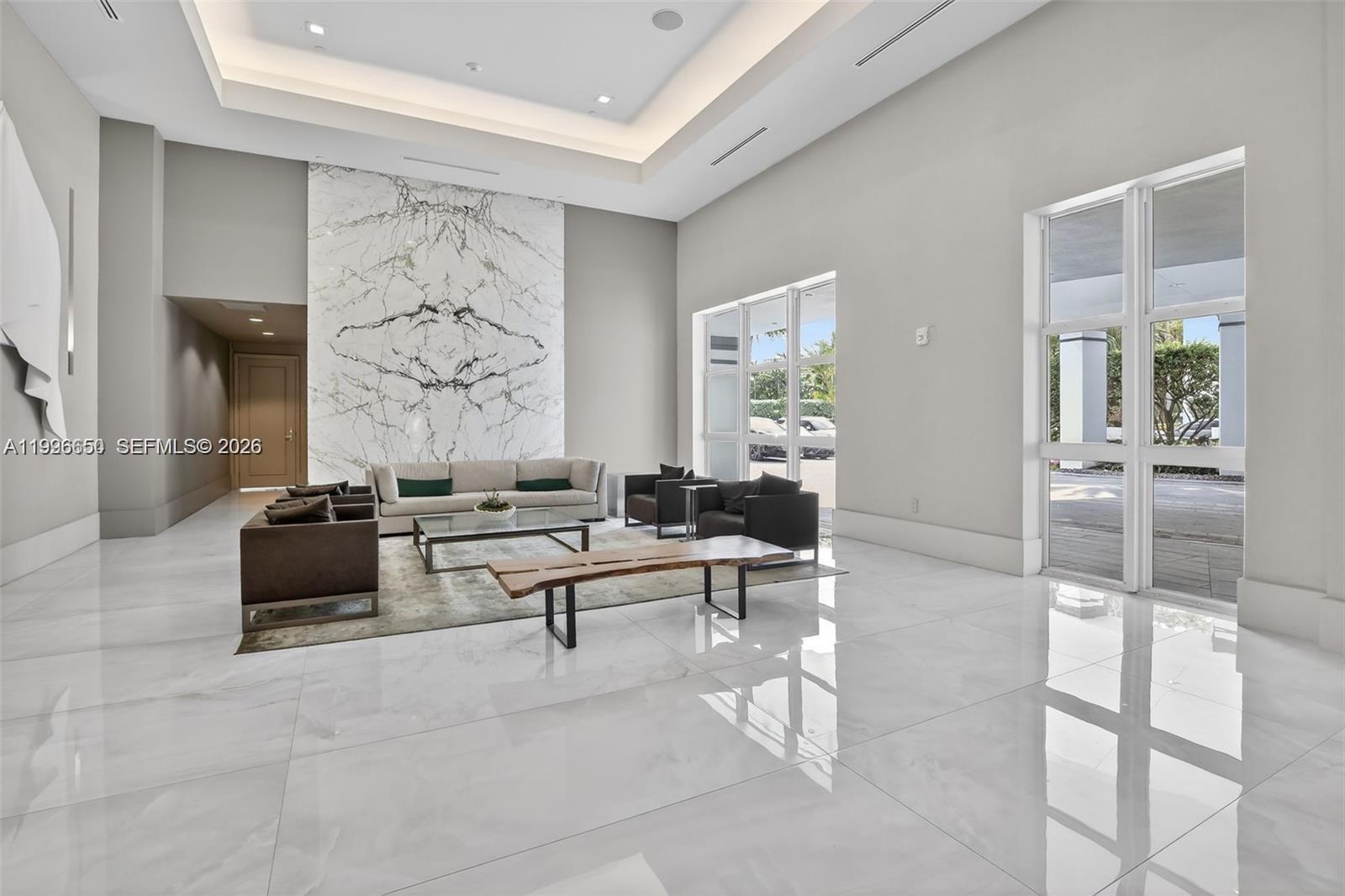 THE PENINSULA II CONDO - Residential Lease