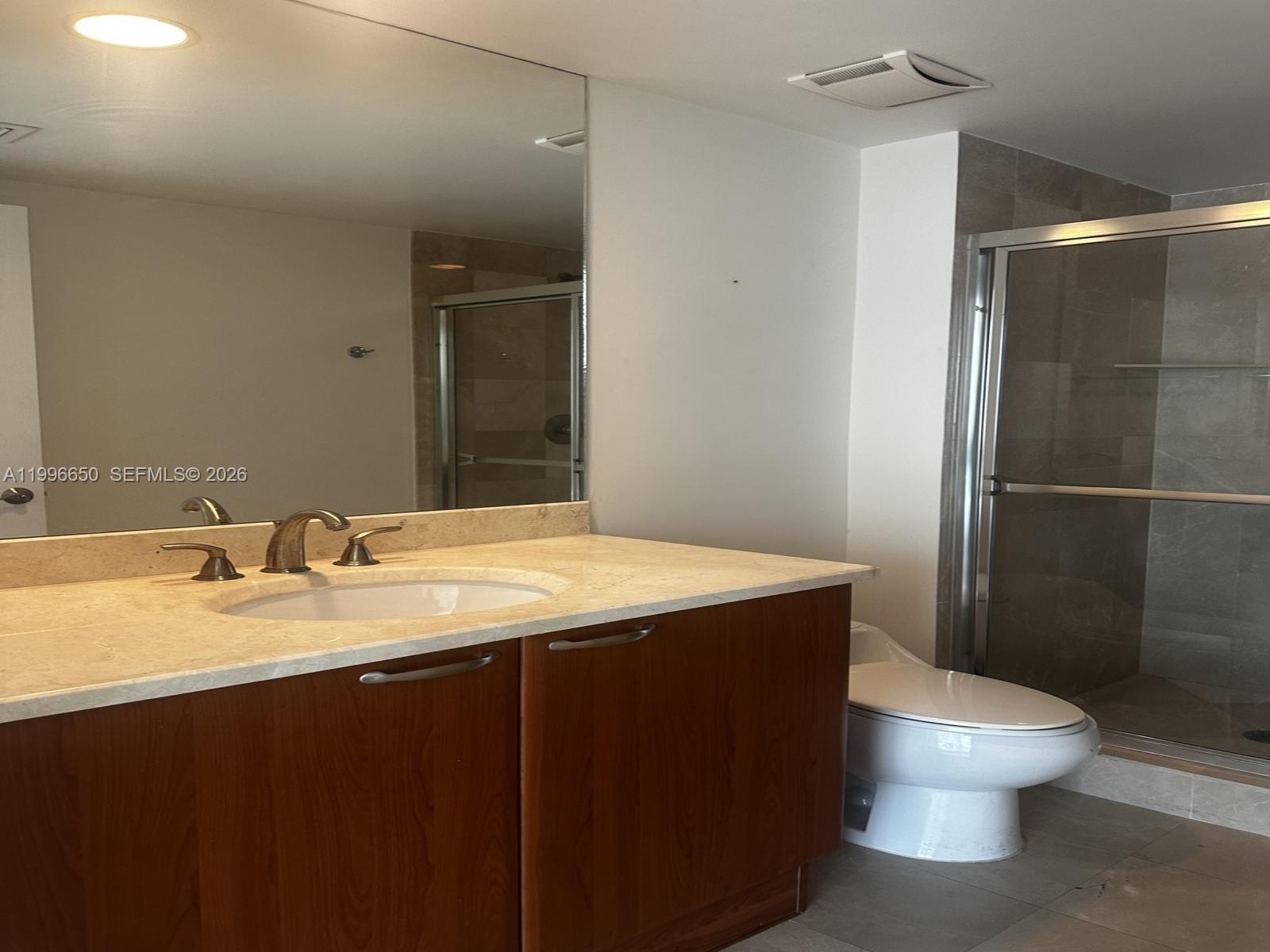 THE PENINSULA II CONDO - Residential Lease