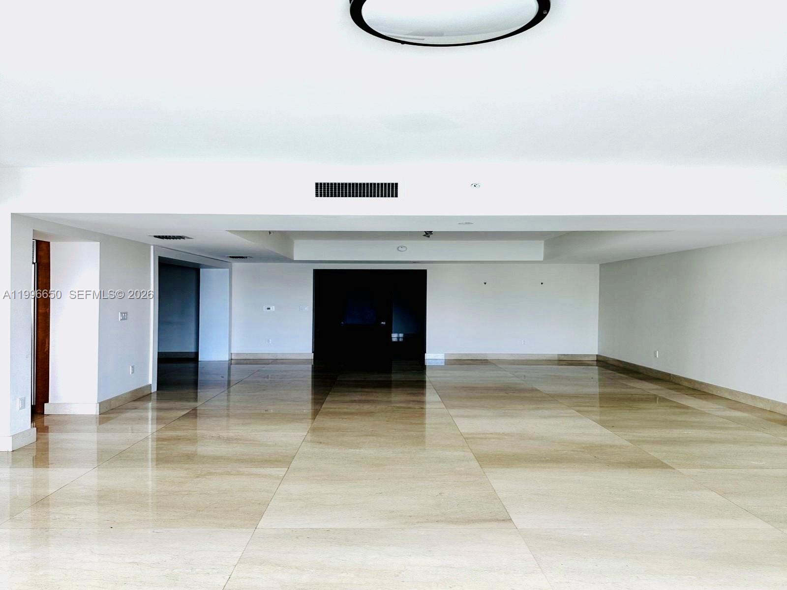 3301 NE 183rd St 809