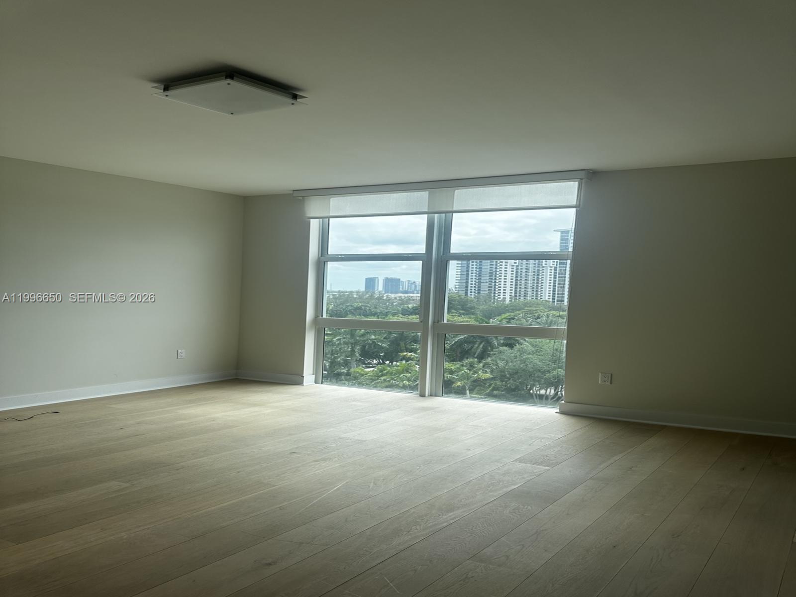 THE PENINSULA II CONDO - Residential Lease