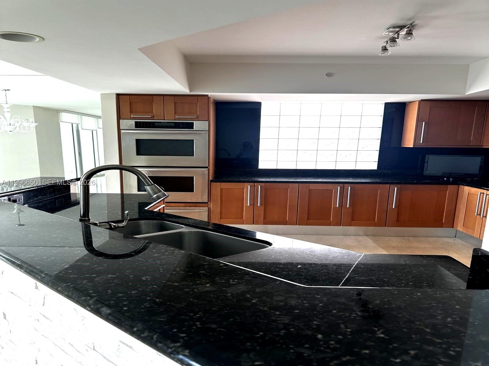 THE PENINSULA II CONDO - Residential Lease