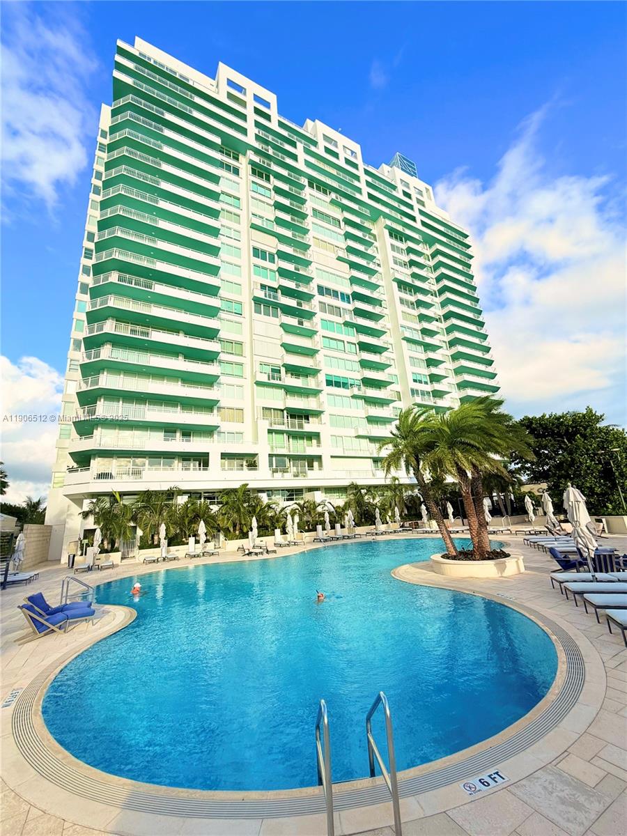 SOUTH POINTE TOWERS CONDO - Residential