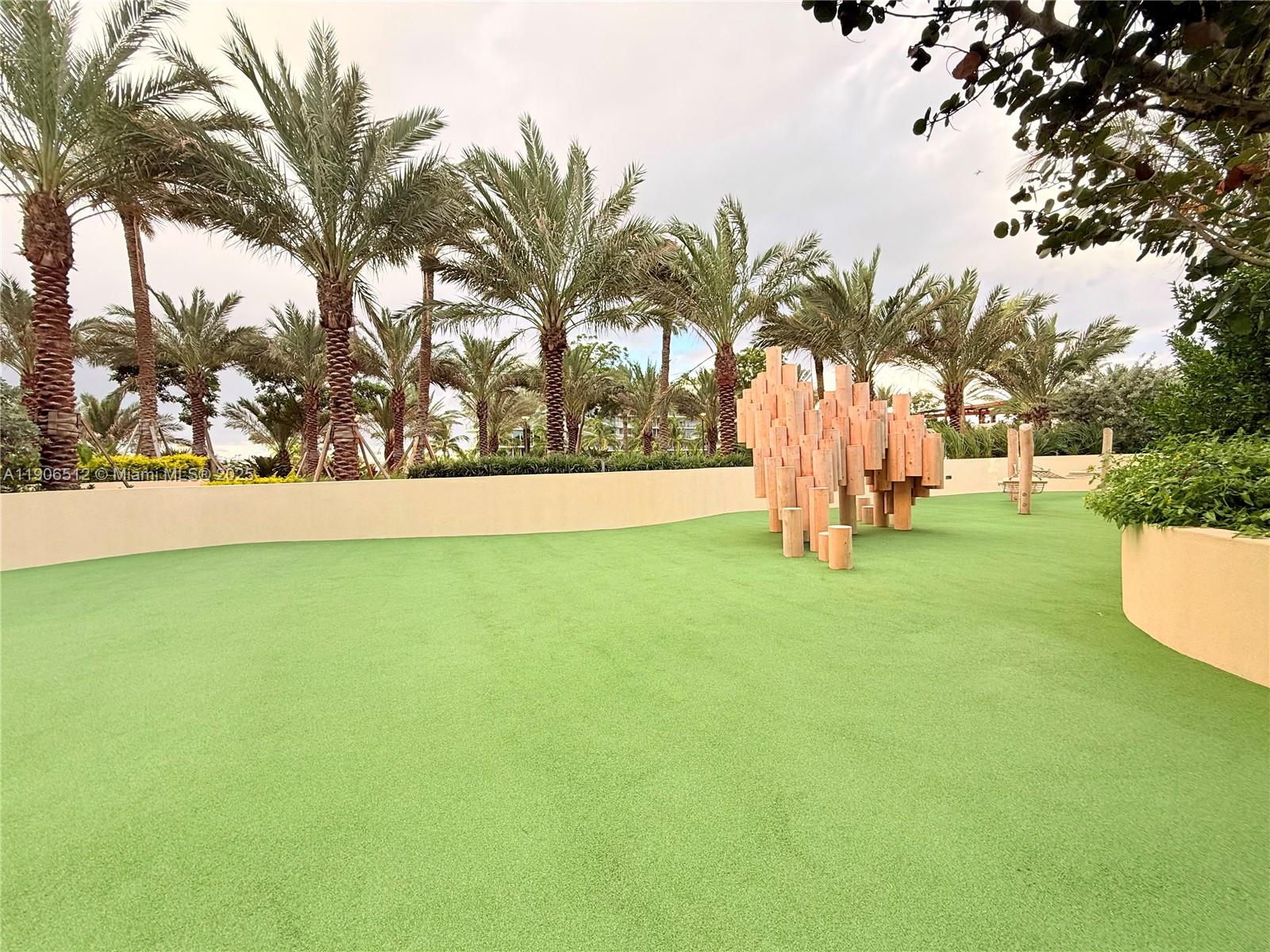 SOUTH POINTE TOWERS CONDO - Residential