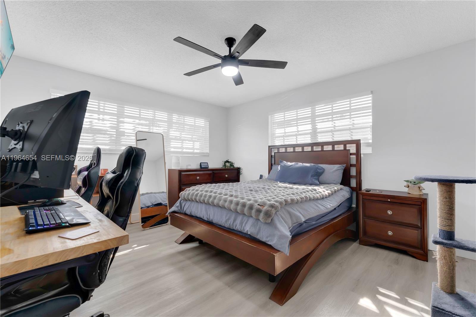 SEABOARD PARK - Residential