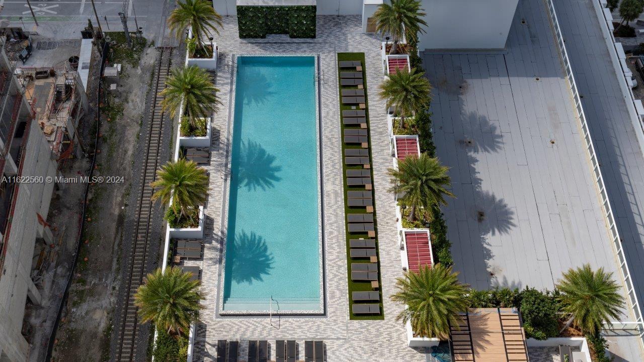 MIAMI WORLDCENTER - Residential Lease