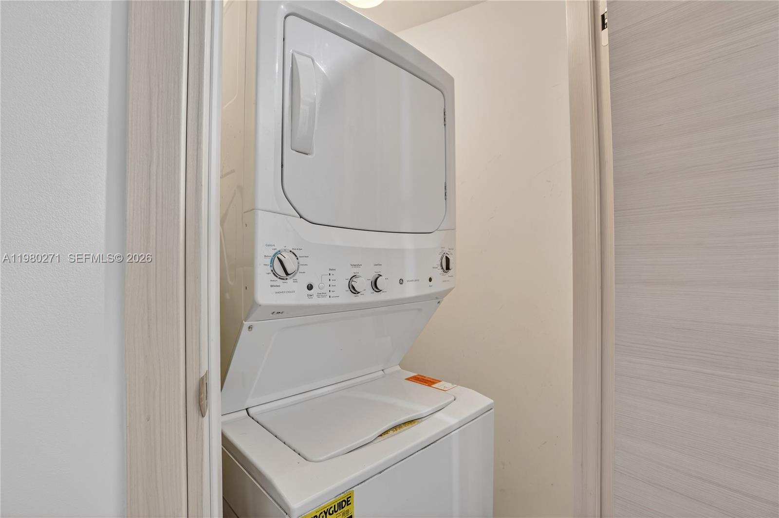 801 SMA RESIDENCES CONDO - Residential