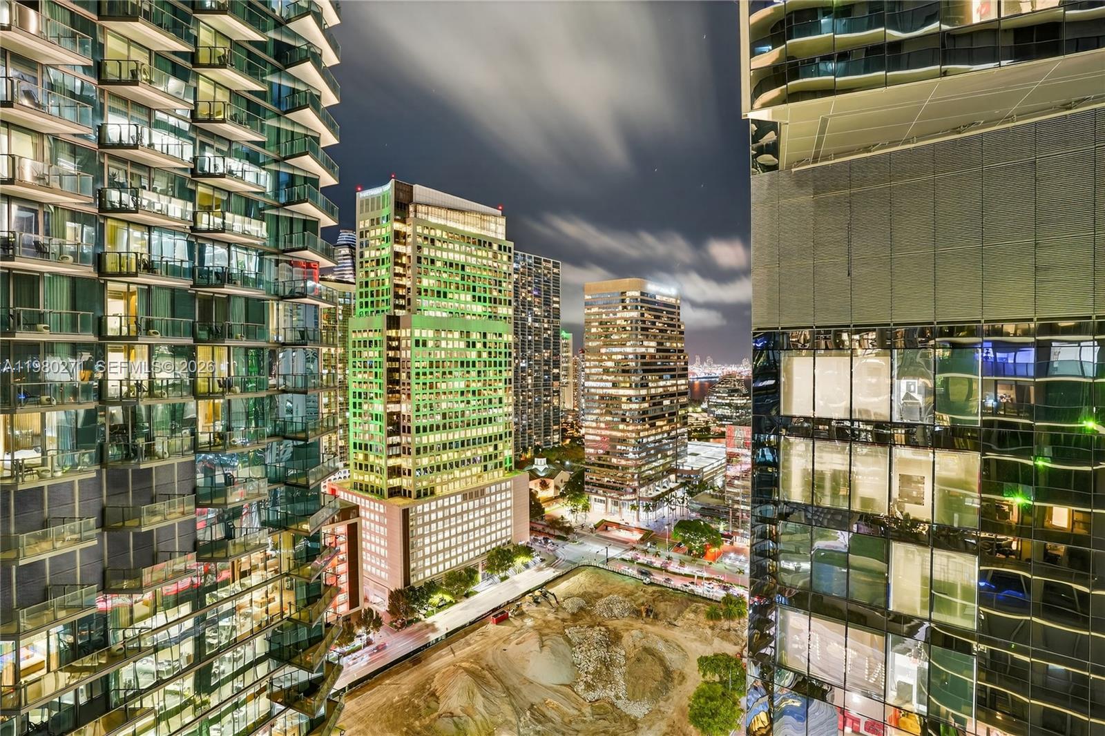 801 SMA RESIDENCES CONDO - Residential