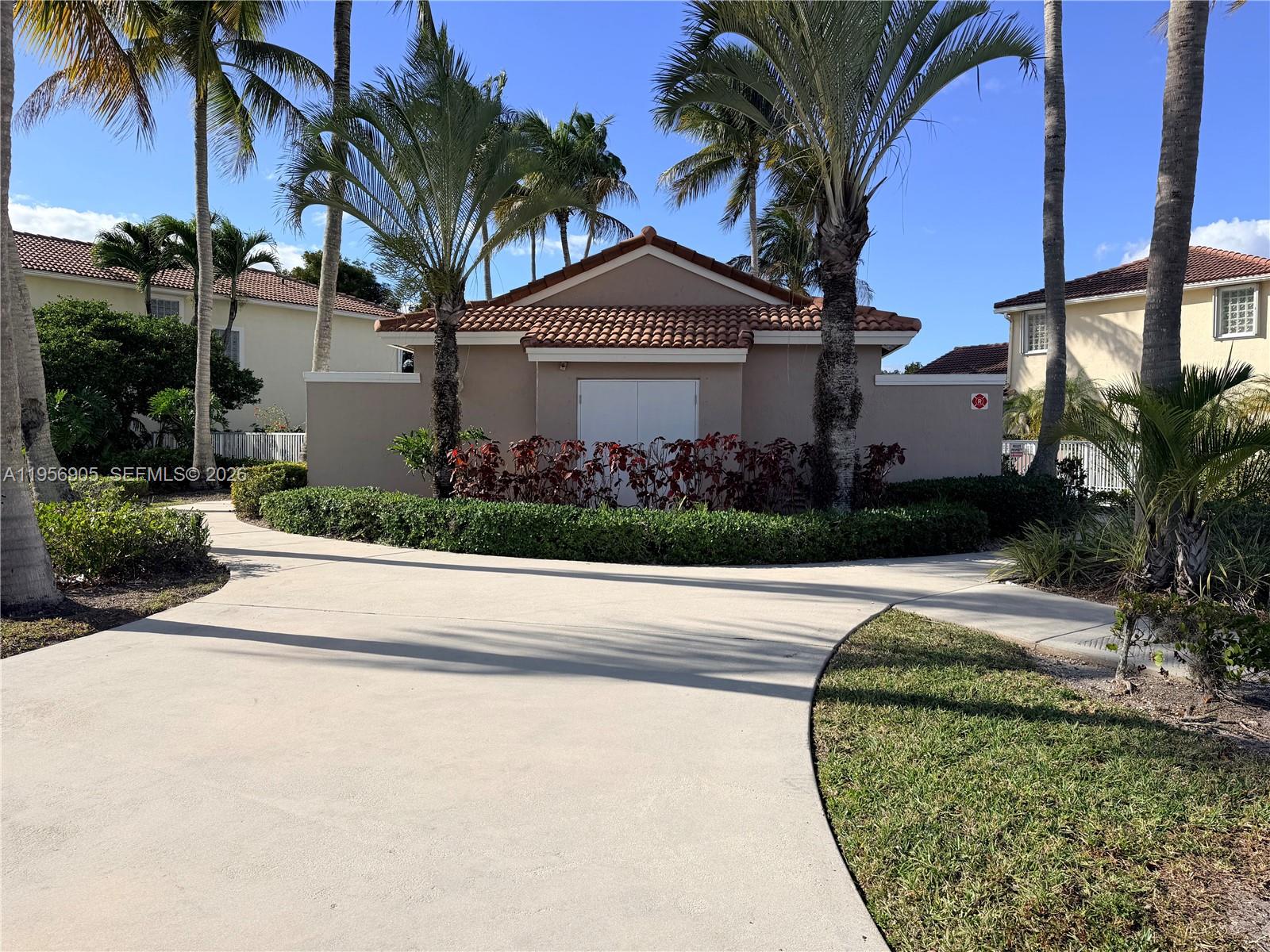 WYNDHAM LAKES NORTH - Residential