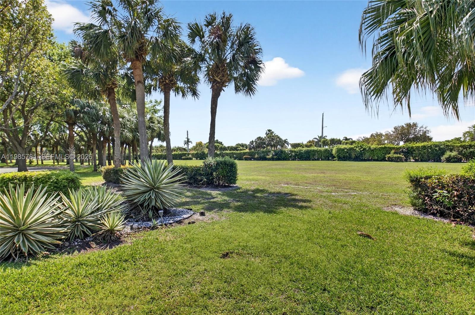 CORAL LAKES IV - Residential