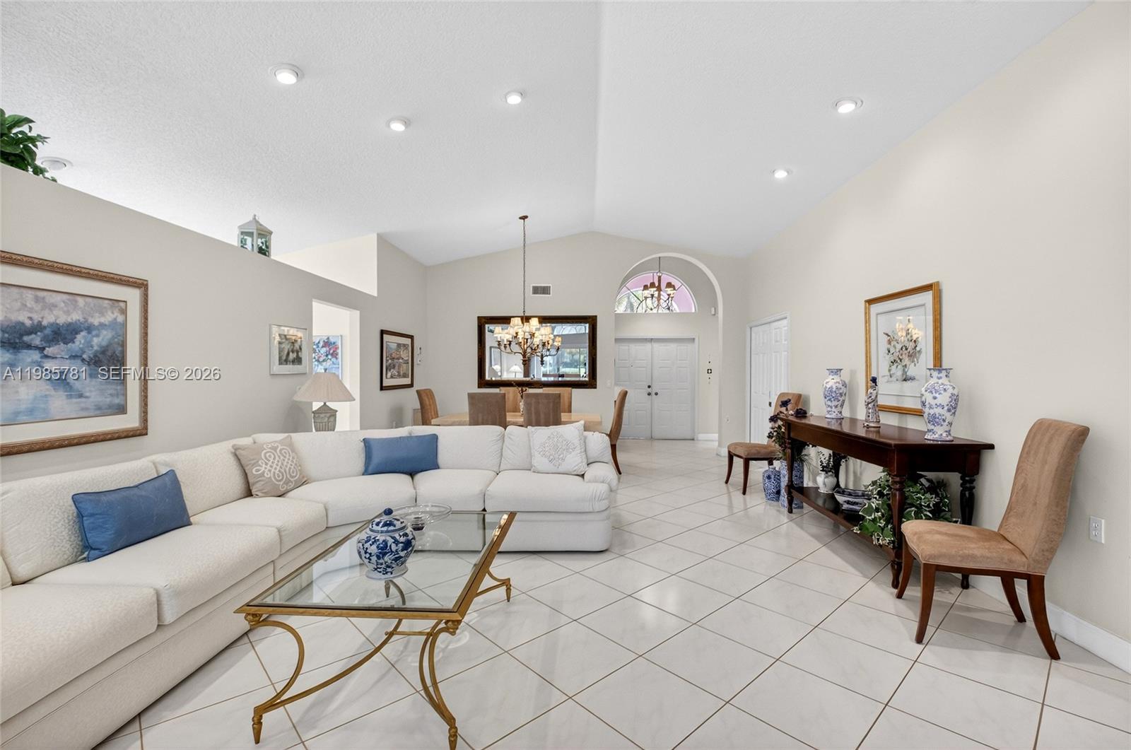 CORAL LAKES IV - Residential