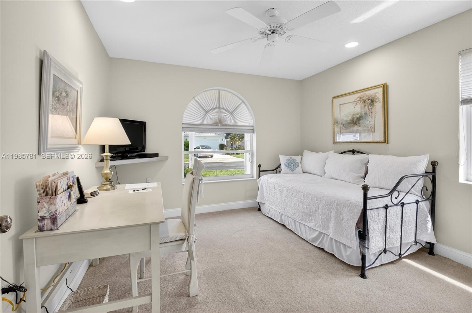 CORAL LAKES IV - Residential