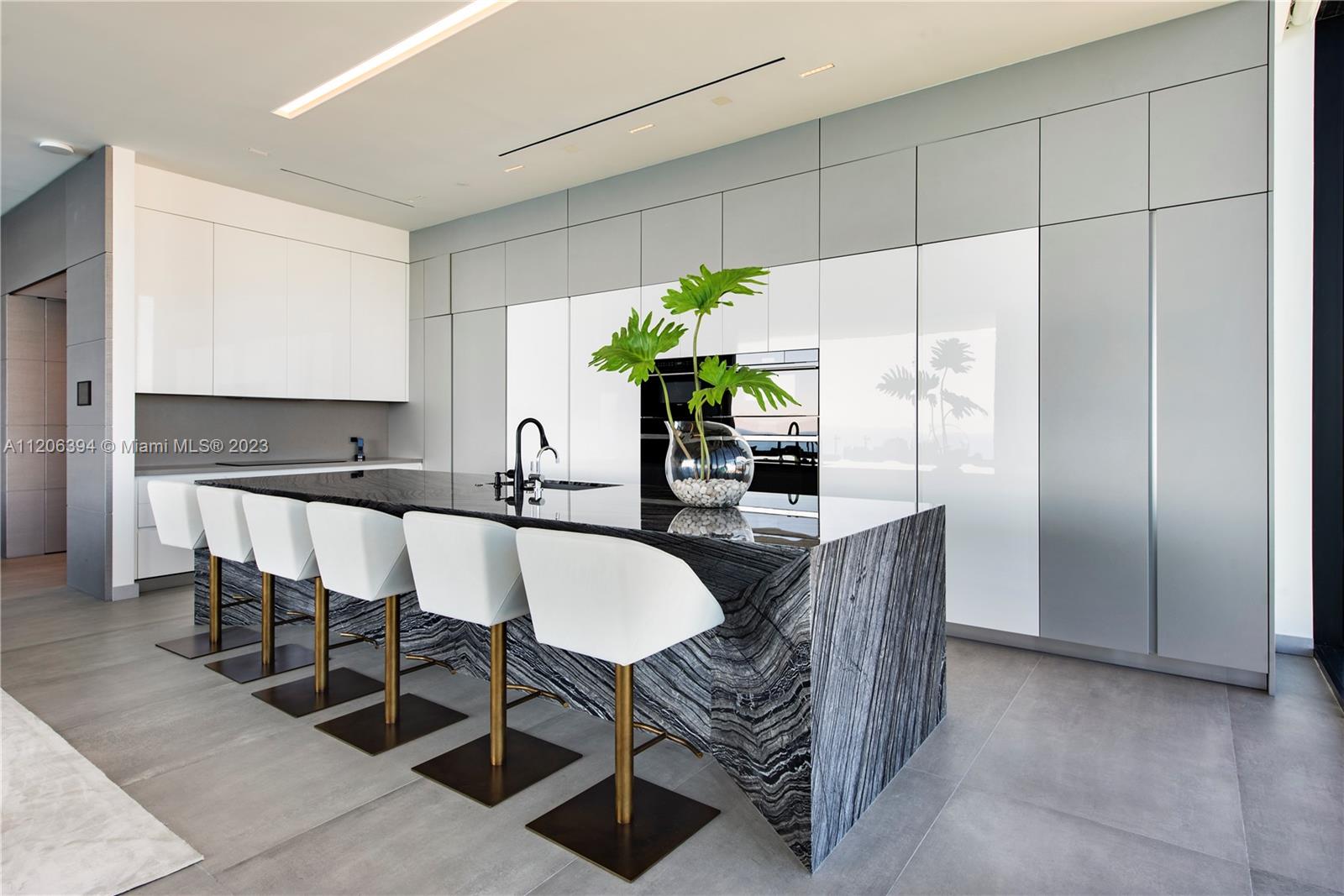 MUSE CONDO - Residential