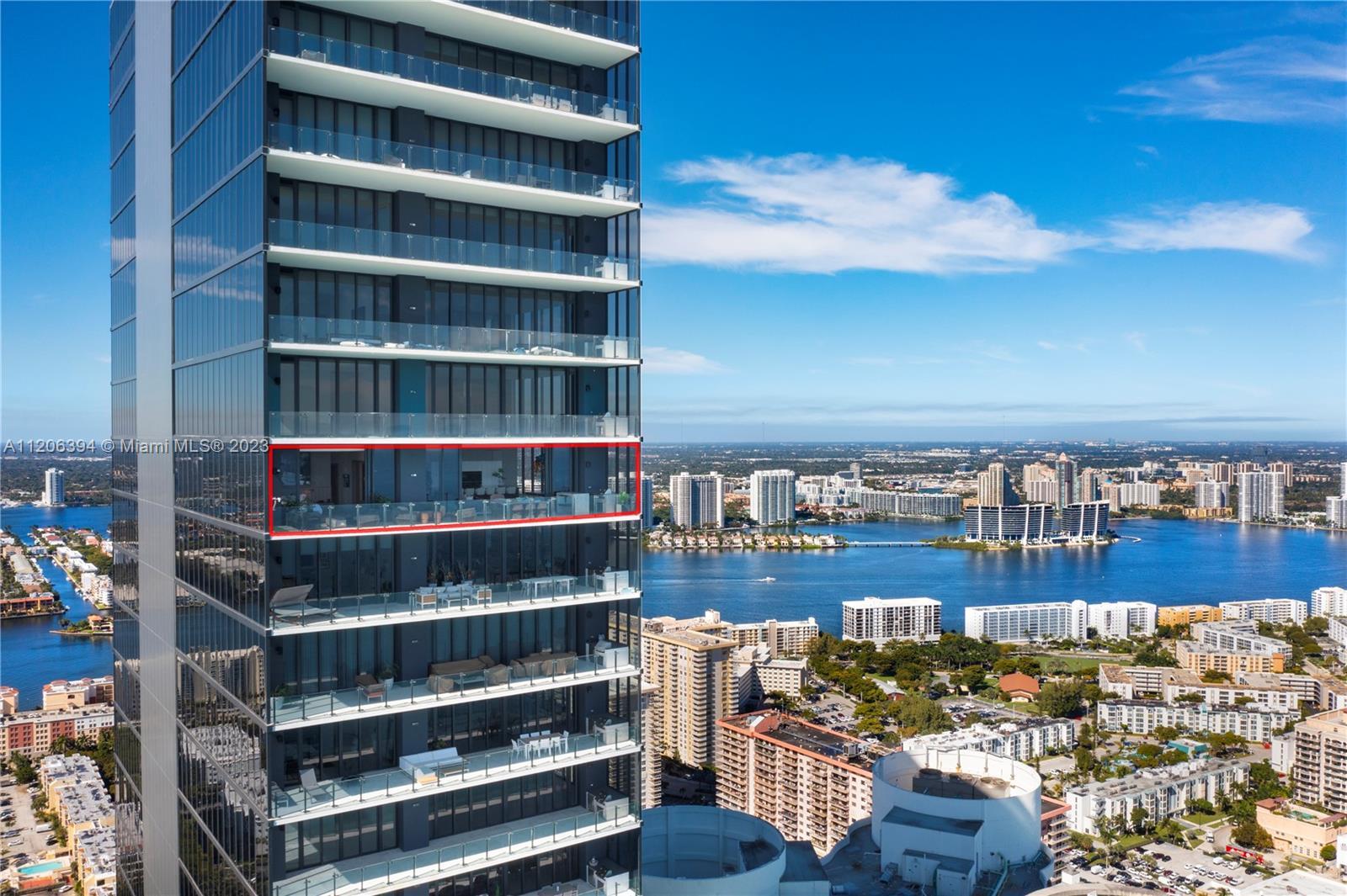 MUSE CONDO - Residential