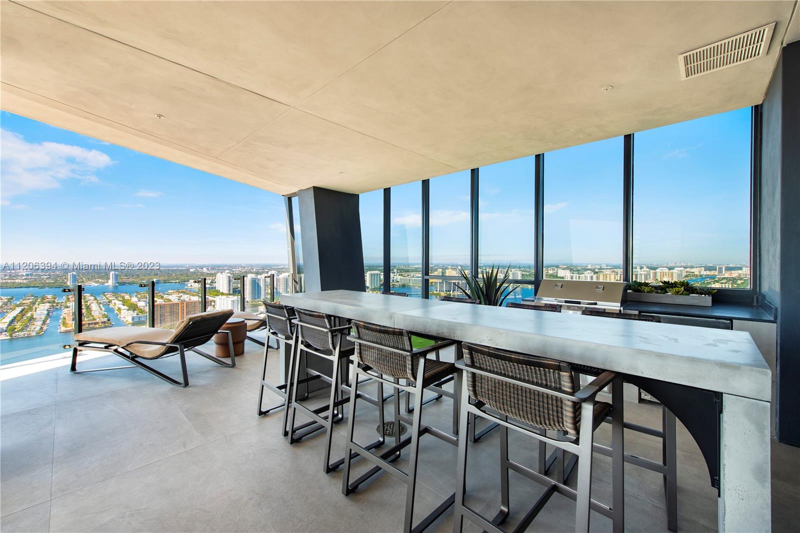 MUSE CONDO - Residential