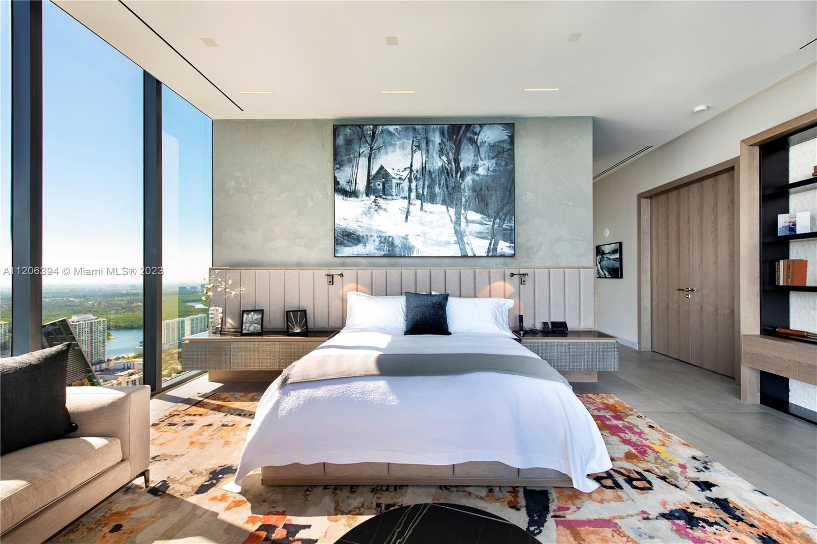 MUSE CONDO - Residential