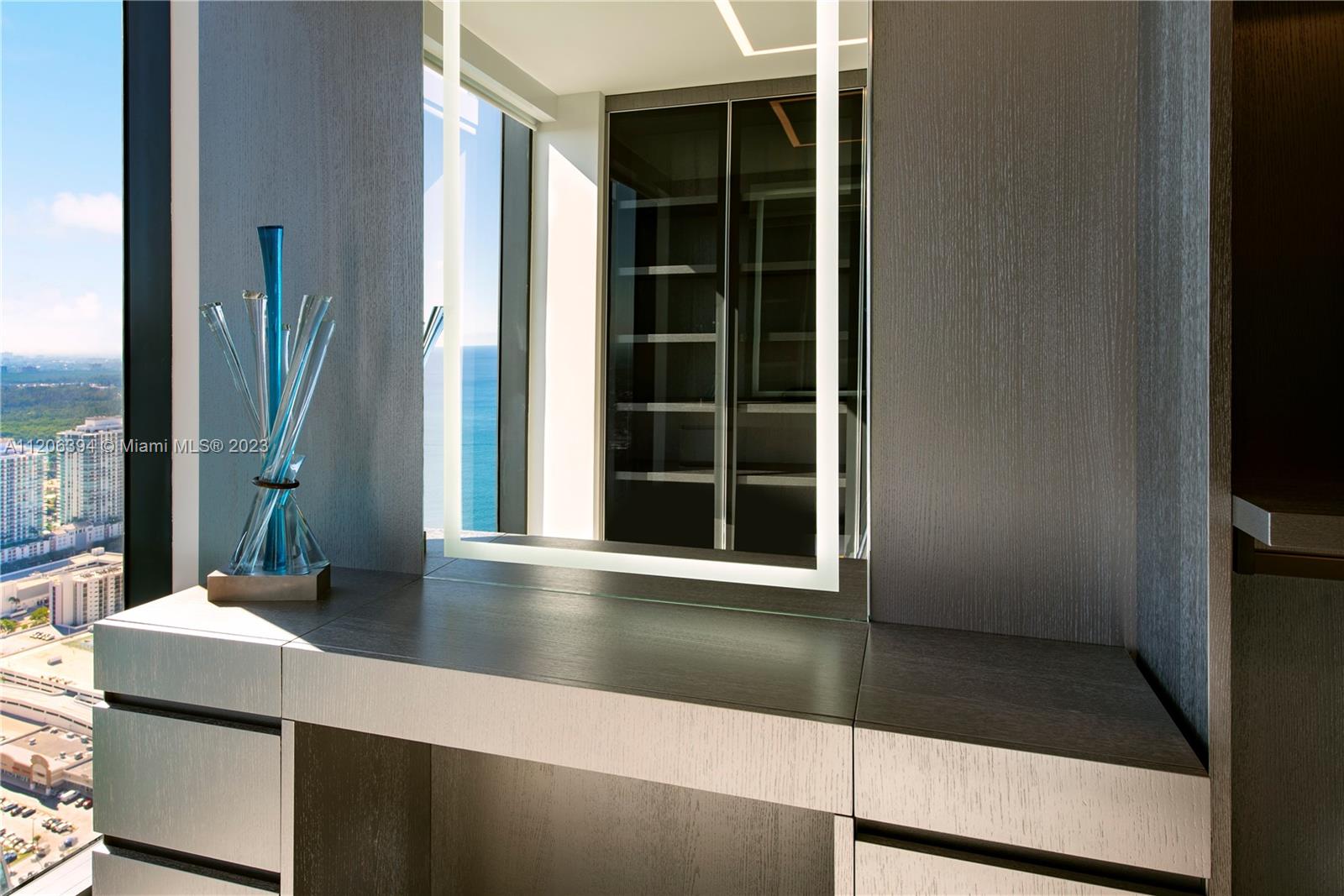 MUSE CONDO - Residential