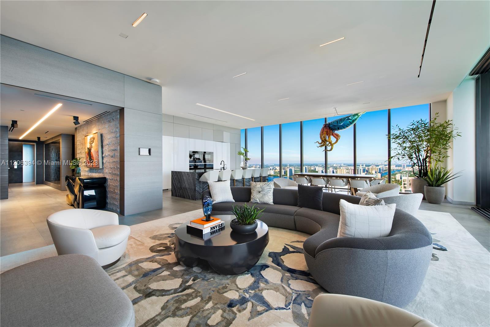 MUSE CONDO - Residential