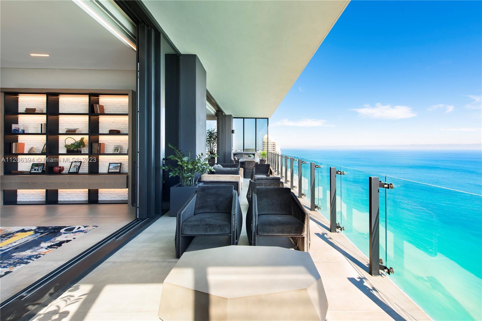 MUSE CONDO - Residential