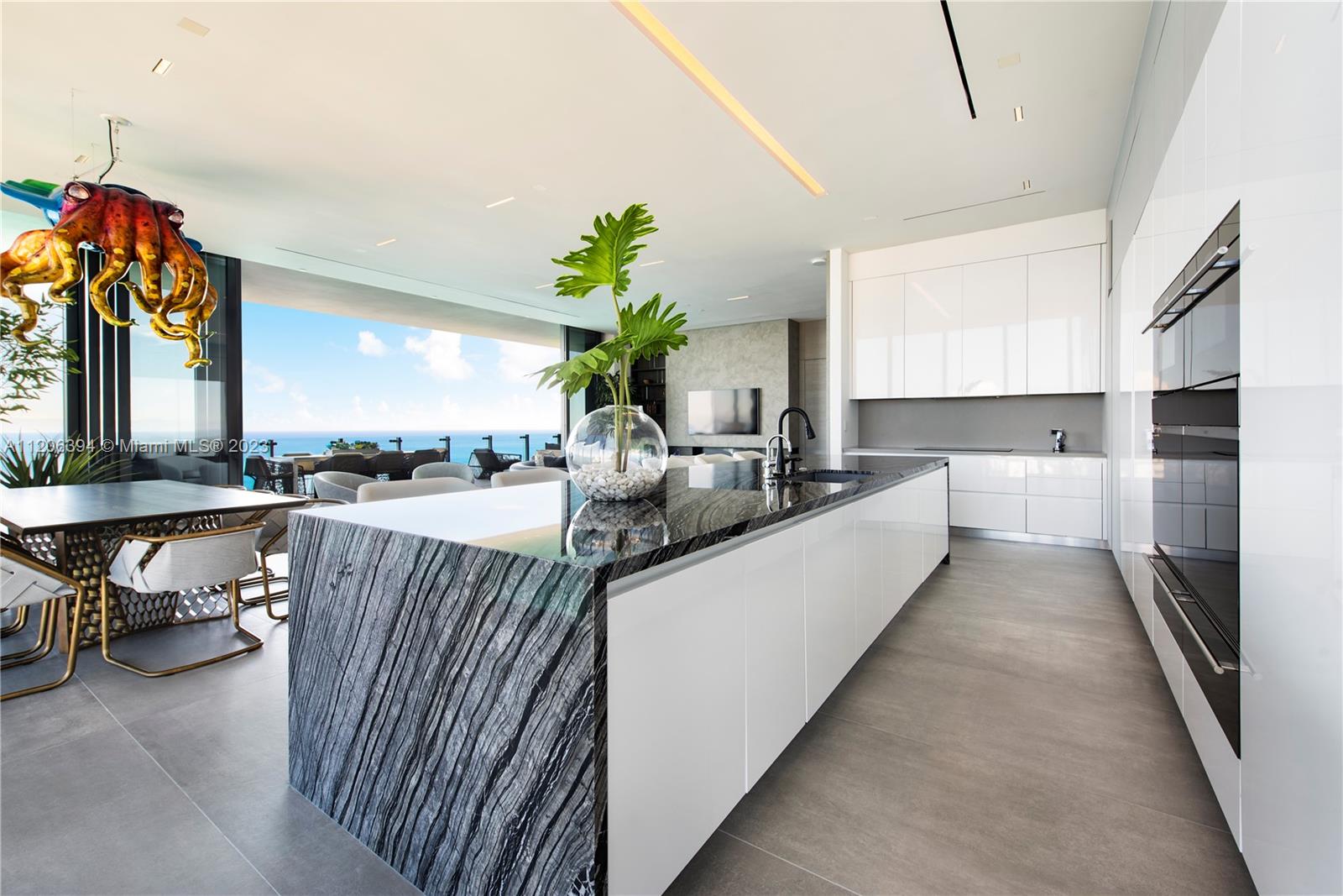 MUSE CONDO - Residential