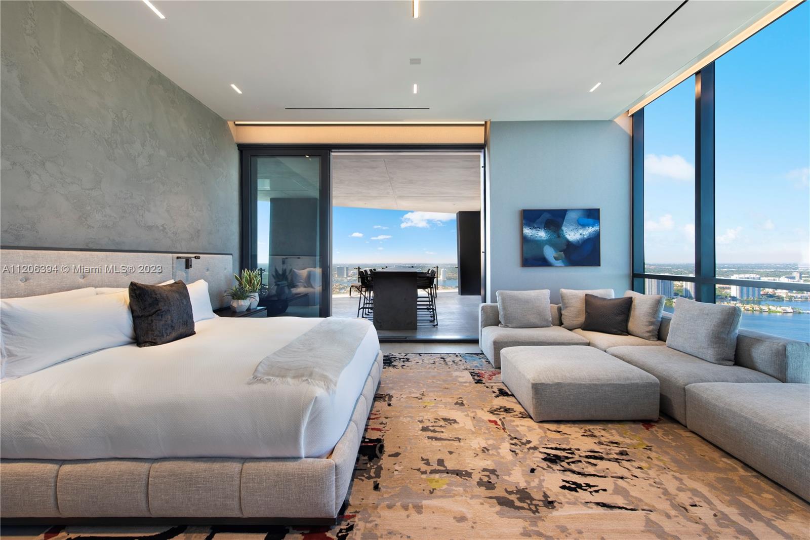 MUSE CONDO - Residential