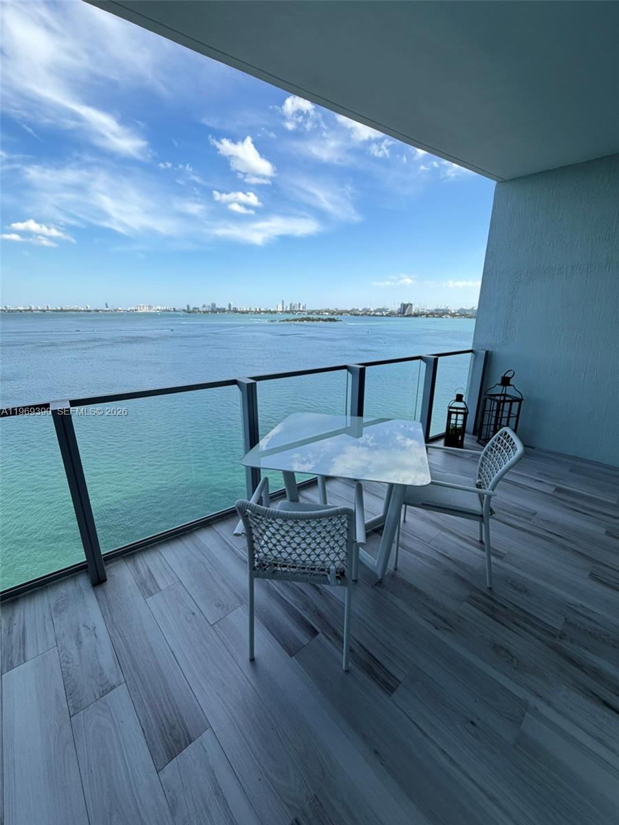 BISCAYNE BEACH CONDO - Residential