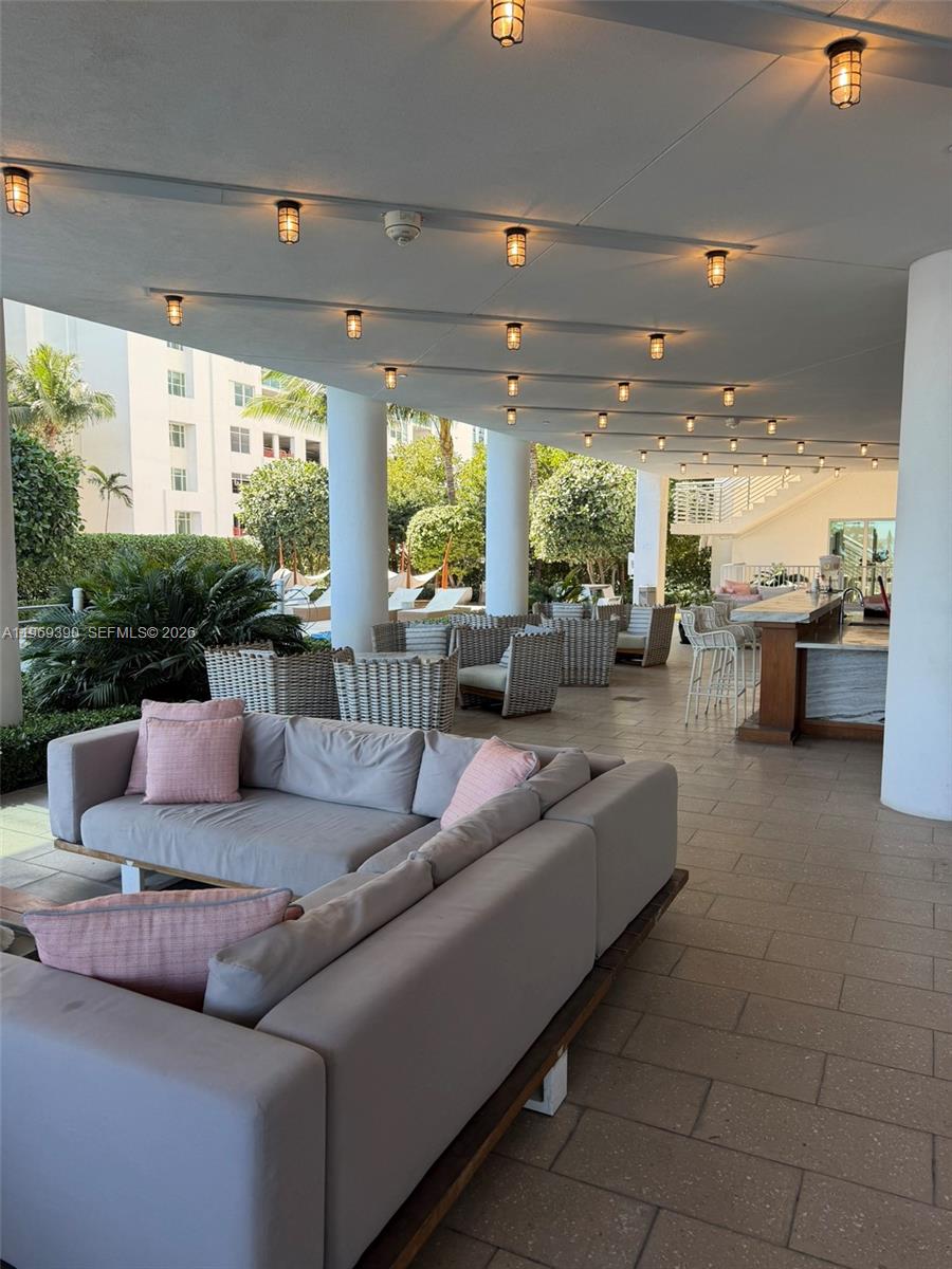 BISCAYNE BEACH CONDO - Residential