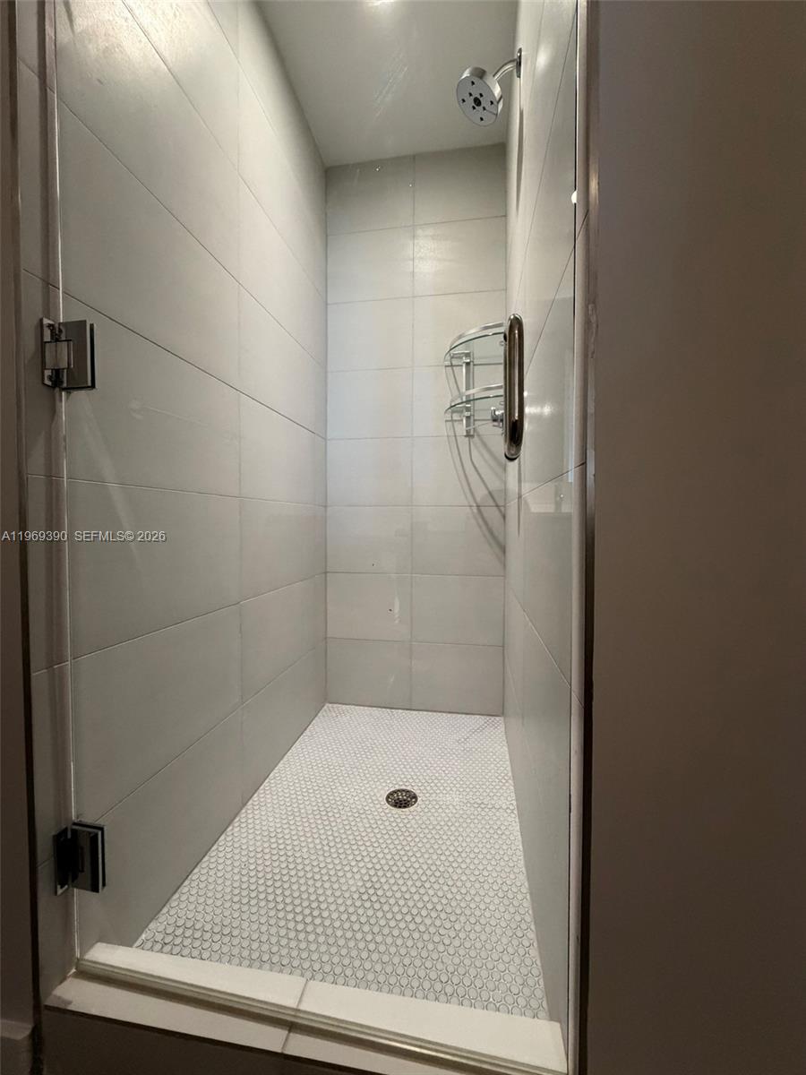 BISCAYNE BEACH CONDO - Residential