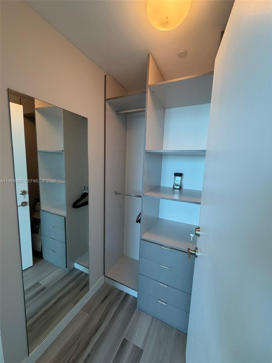 BISCAYNE BEACH CONDO - Residential