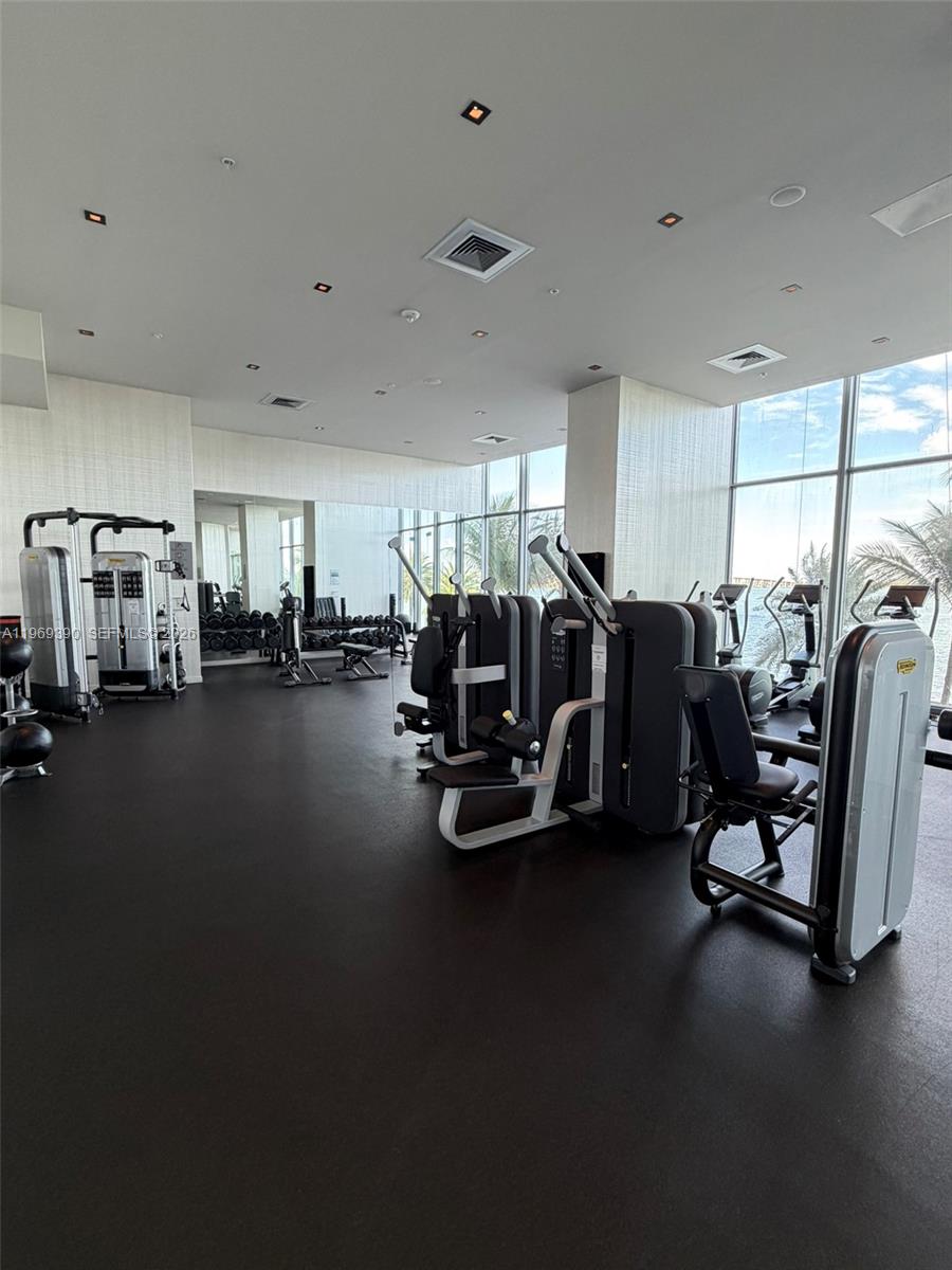 BISCAYNE BEACH CONDO - Residential