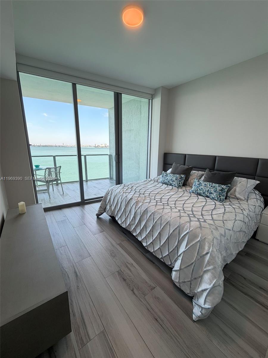 BISCAYNE BEACH CONDO - Residential
