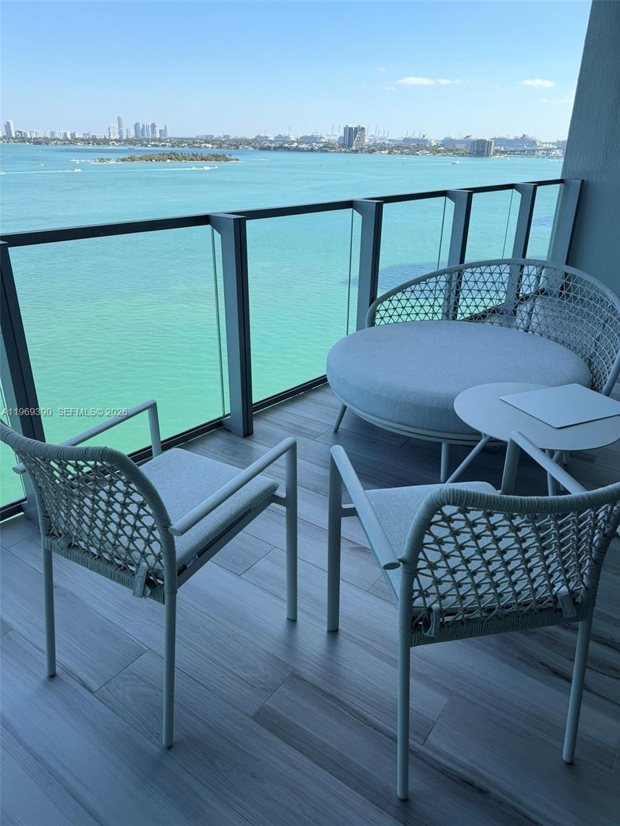 BISCAYNE BEACH CONDO - Residential