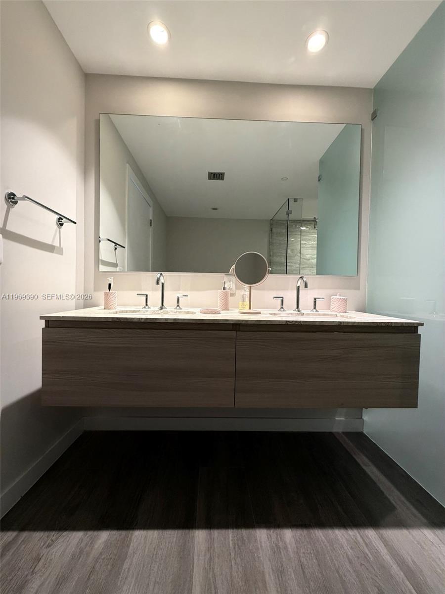 BISCAYNE BEACH CONDO - Residential