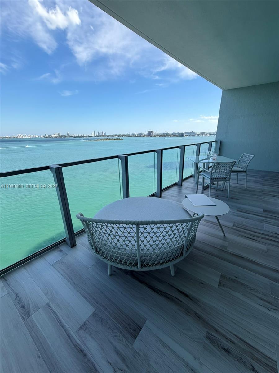 BISCAYNE BEACH CONDO - Residential