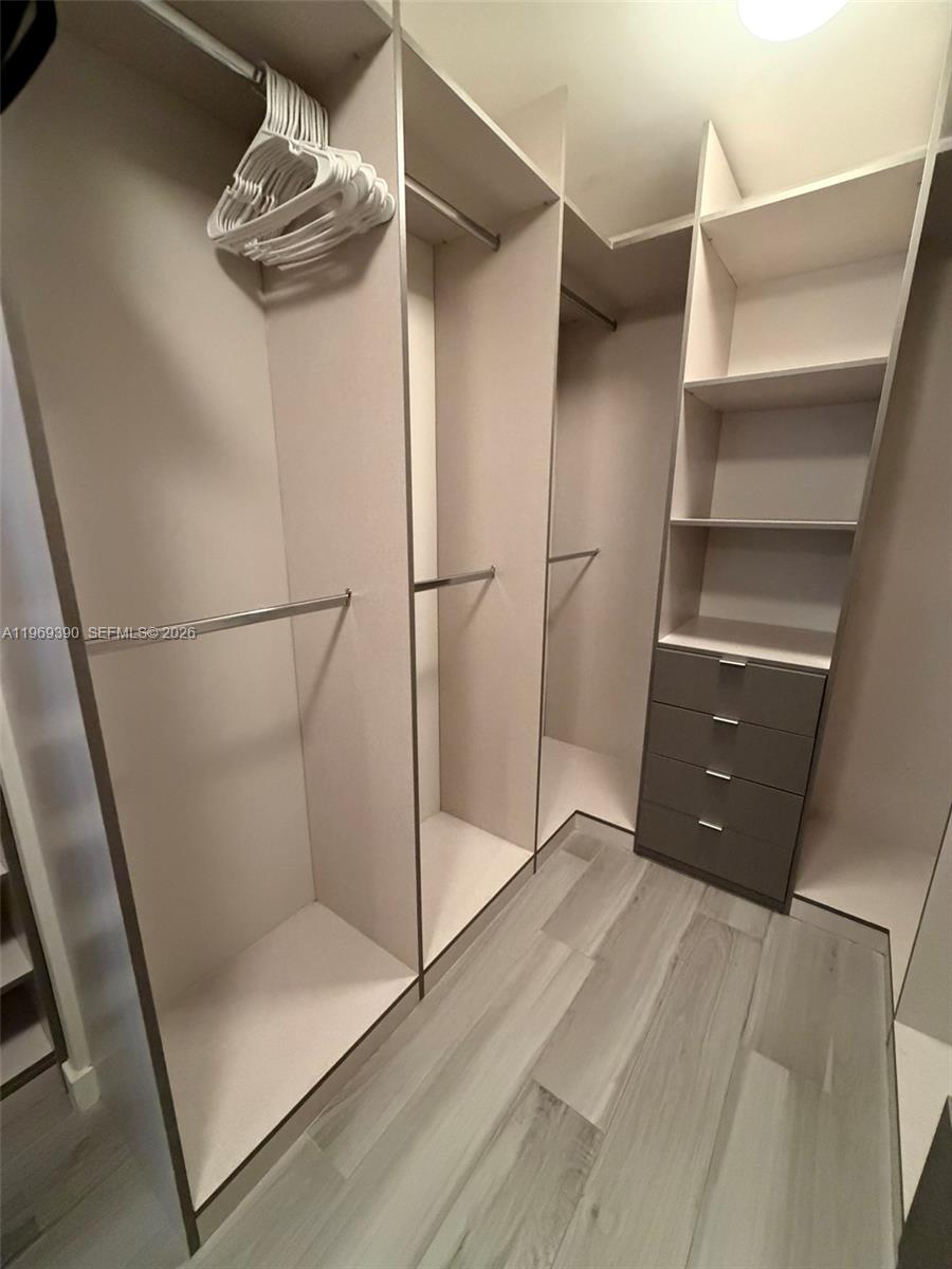 BISCAYNE BEACH CONDO - Residential