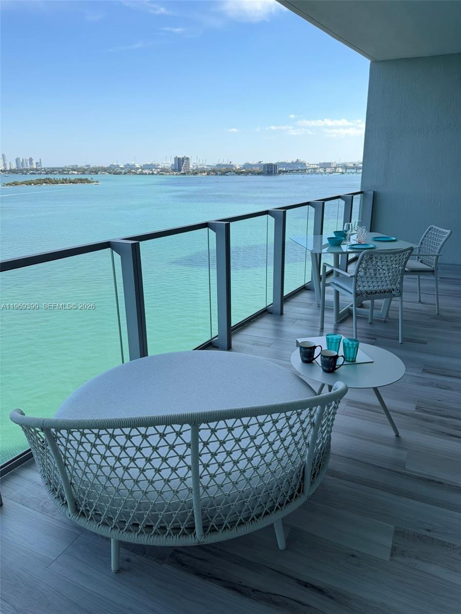 BISCAYNE BEACH CONDO - Residential