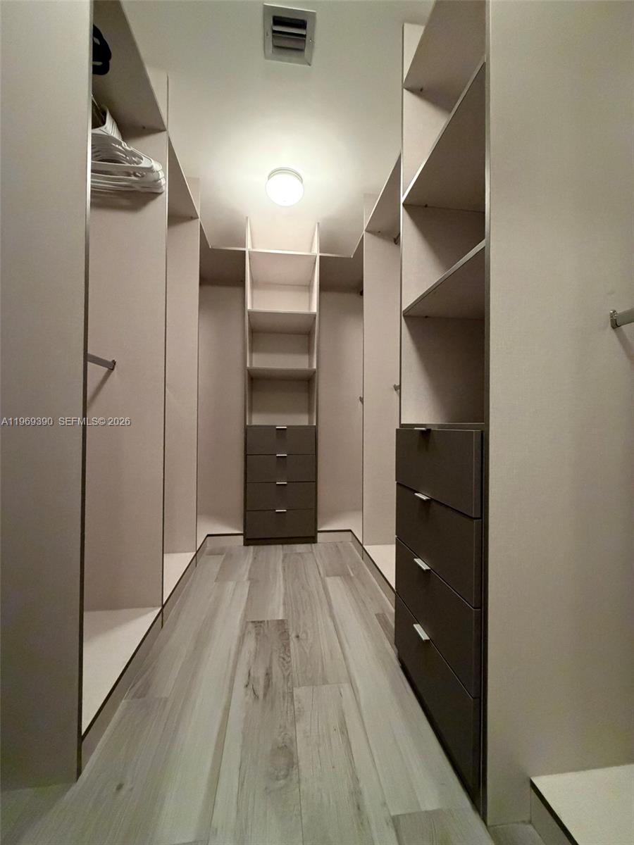 BISCAYNE BEACH CONDO - Residential