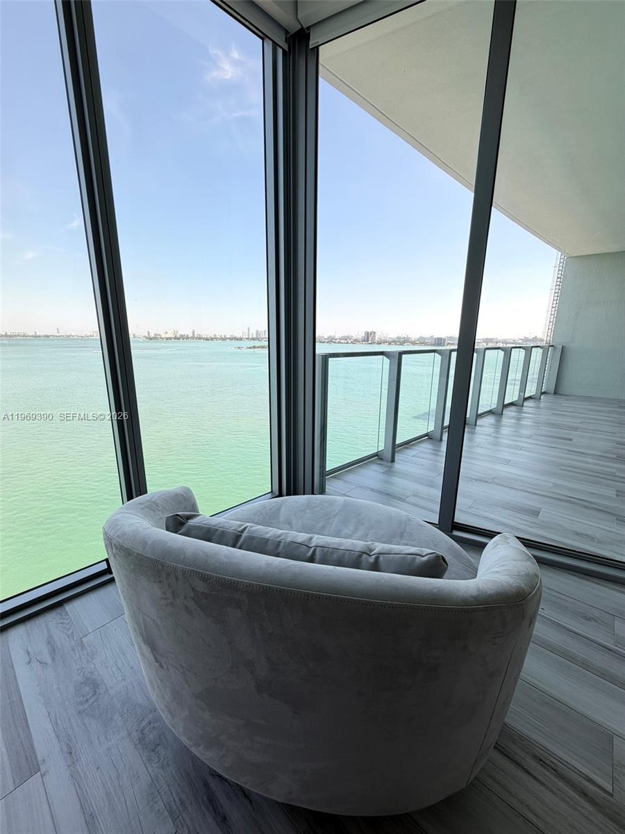 BISCAYNE BEACH CONDO - Residential