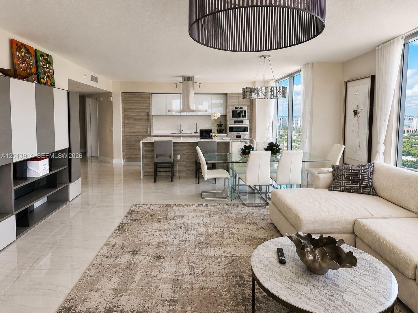 PARQUE TOWERS CONDO - Residential Lease