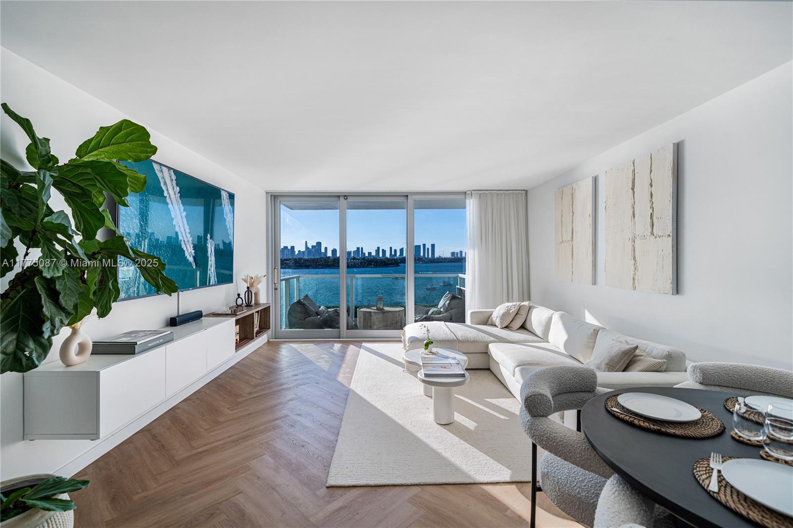 MIRADOR 1000 CONDO - Residential Lease