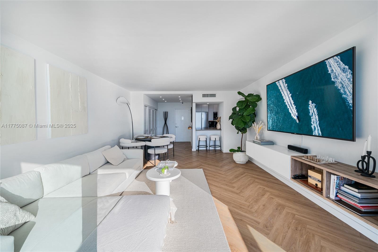 MIRADOR 1000 CONDO - Residential Lease