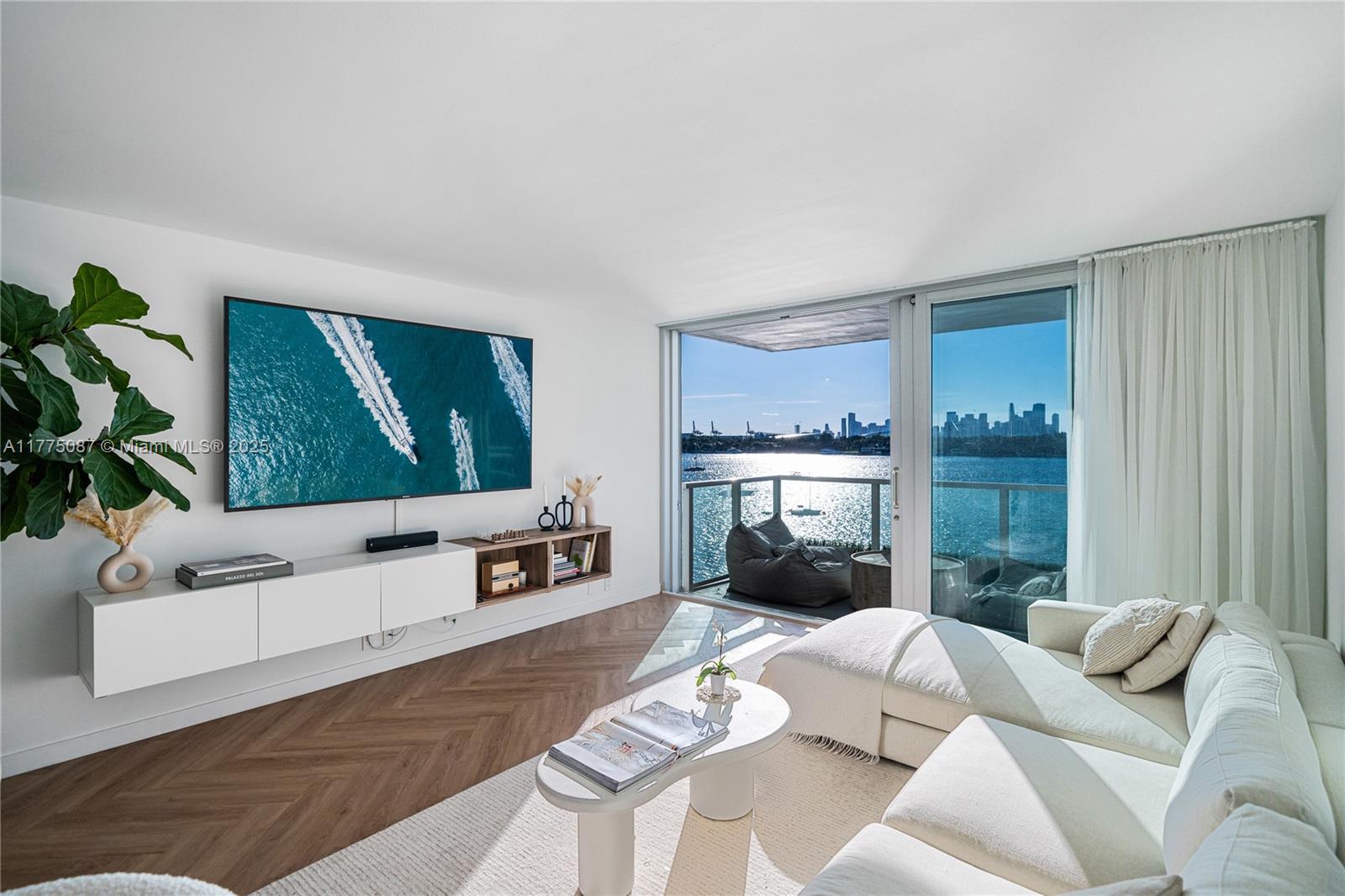 MIRADOR 1000 CONDO - Residential Lease