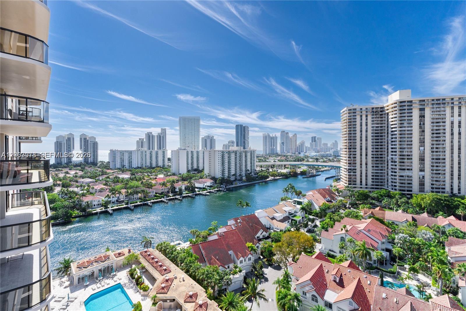TURNBERRY ISLE SOUTH COND - Residential
