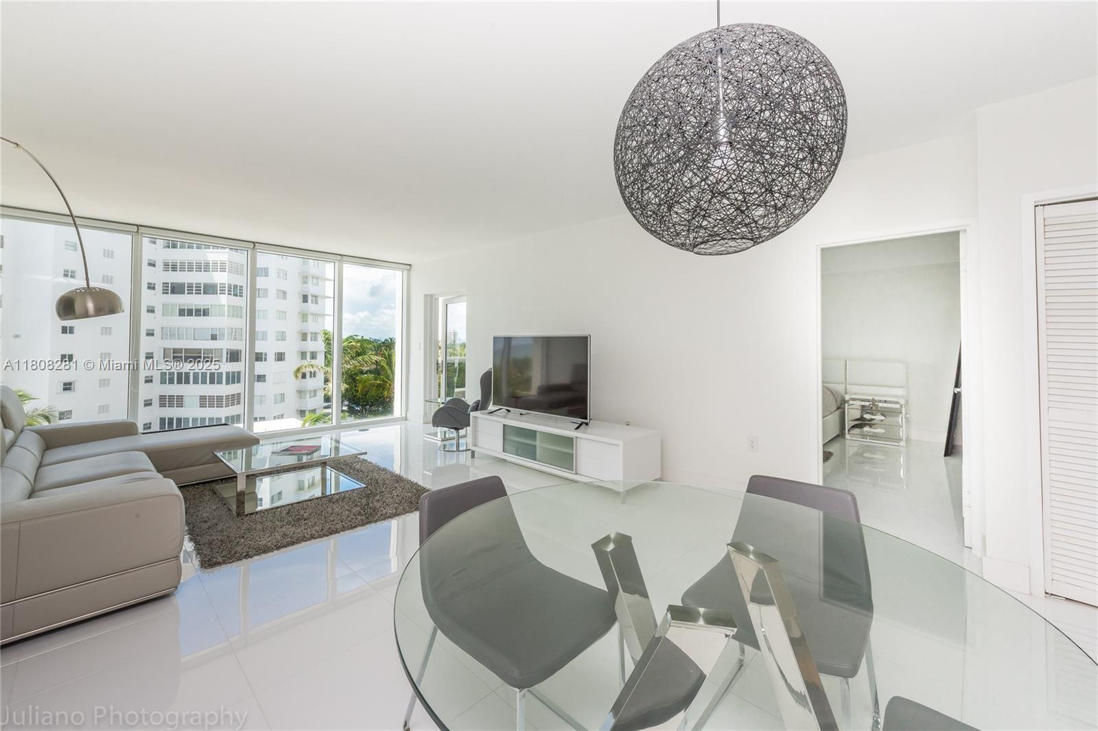 10275 Collins Ave 416, Bal Harbour, Miami-Dade County, Florida - 1 Bedrooms  
2 Bathrooms - 