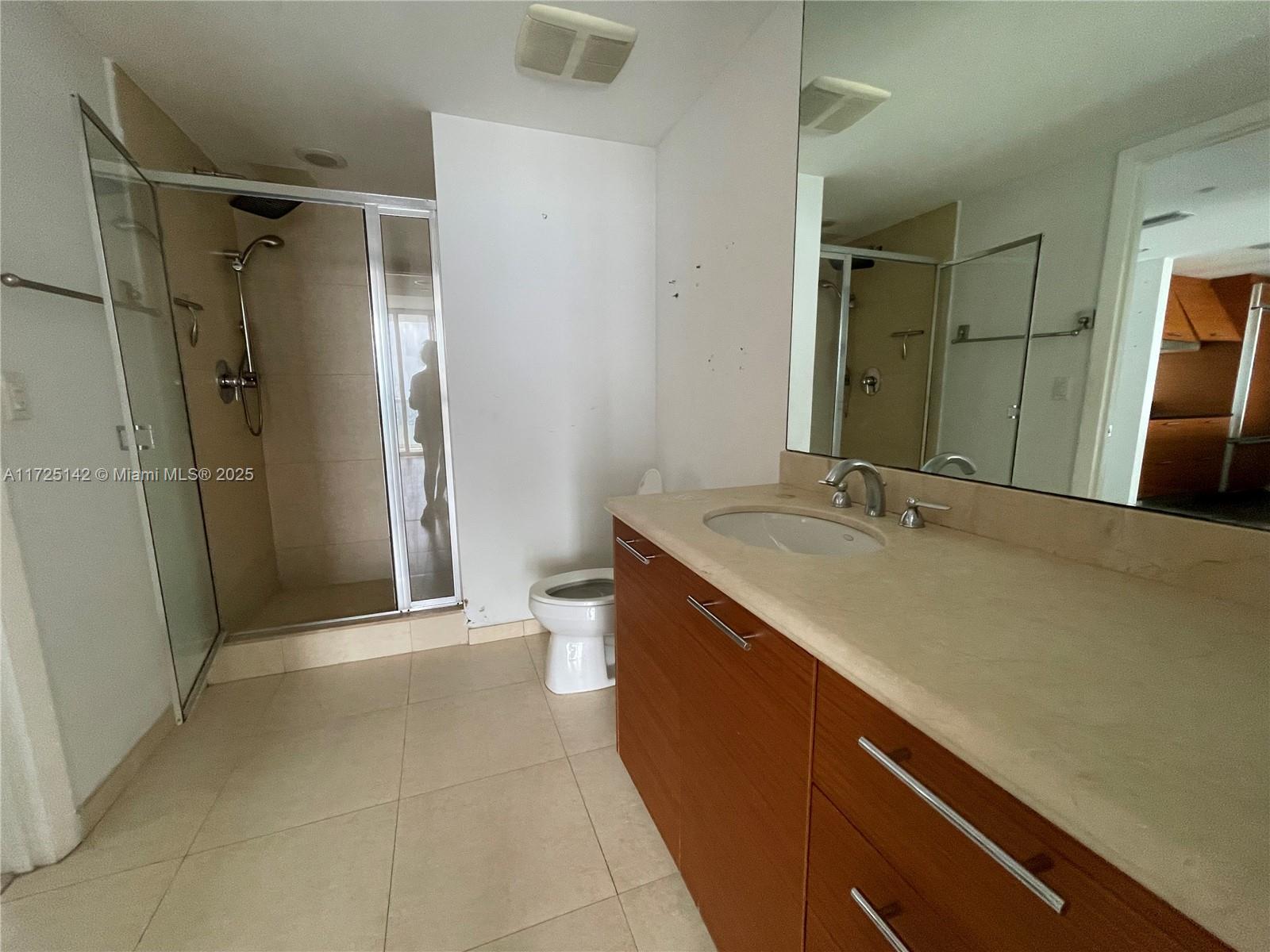 50 BISCAYNE CONDO - Residential