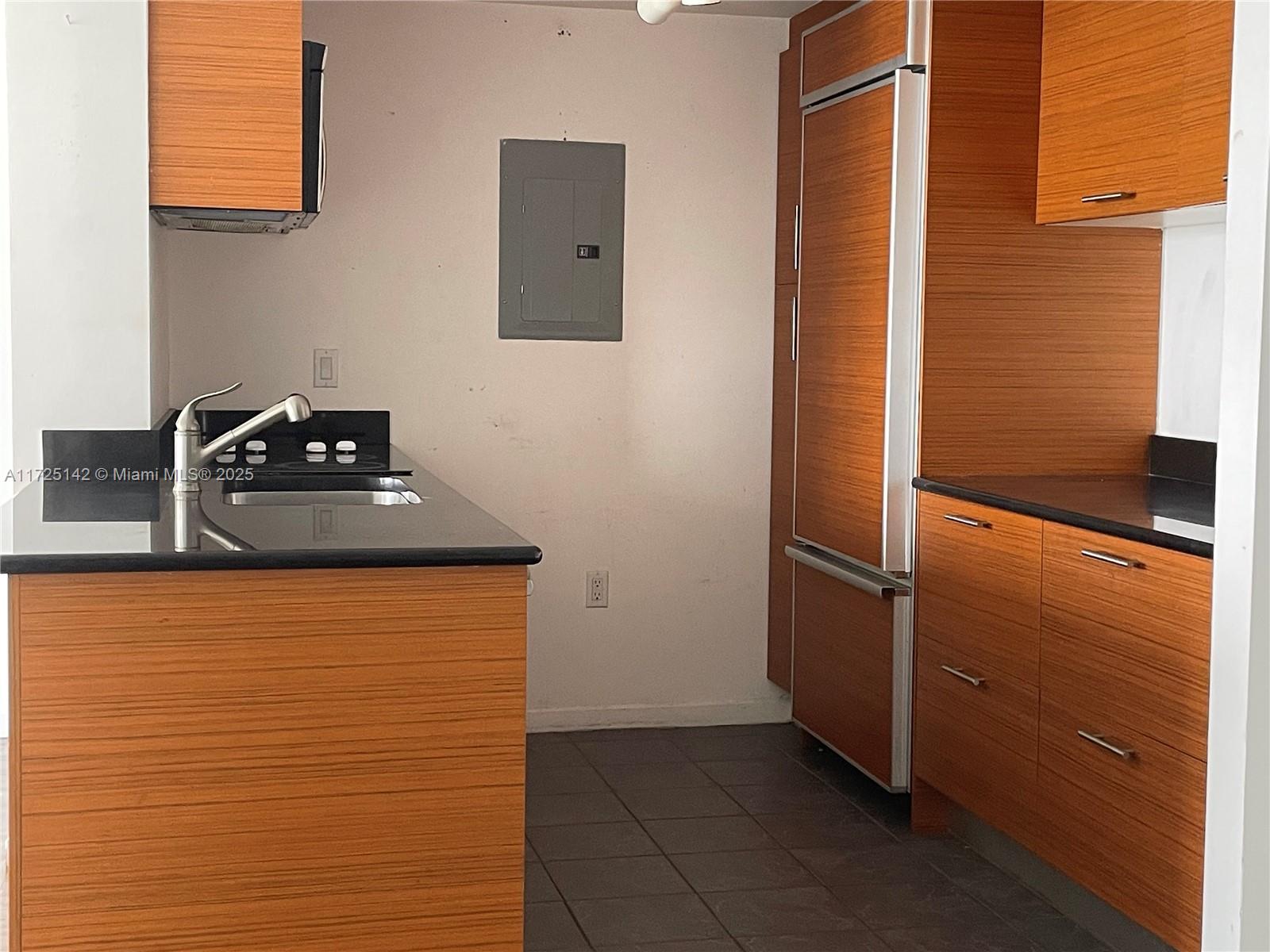 50 BISCAYNE CONDO - Residential