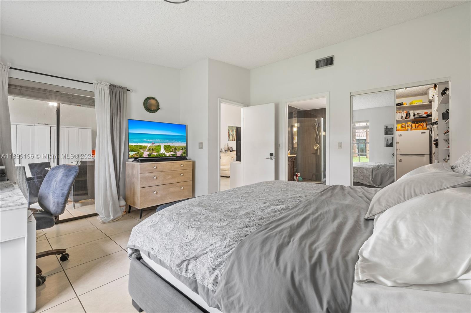COSTAIN VILLAS HARBOR VIL - Residential
